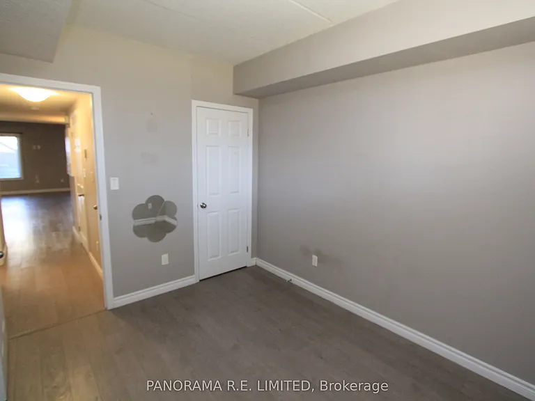 243 Rachel Cres #G — Photo 12