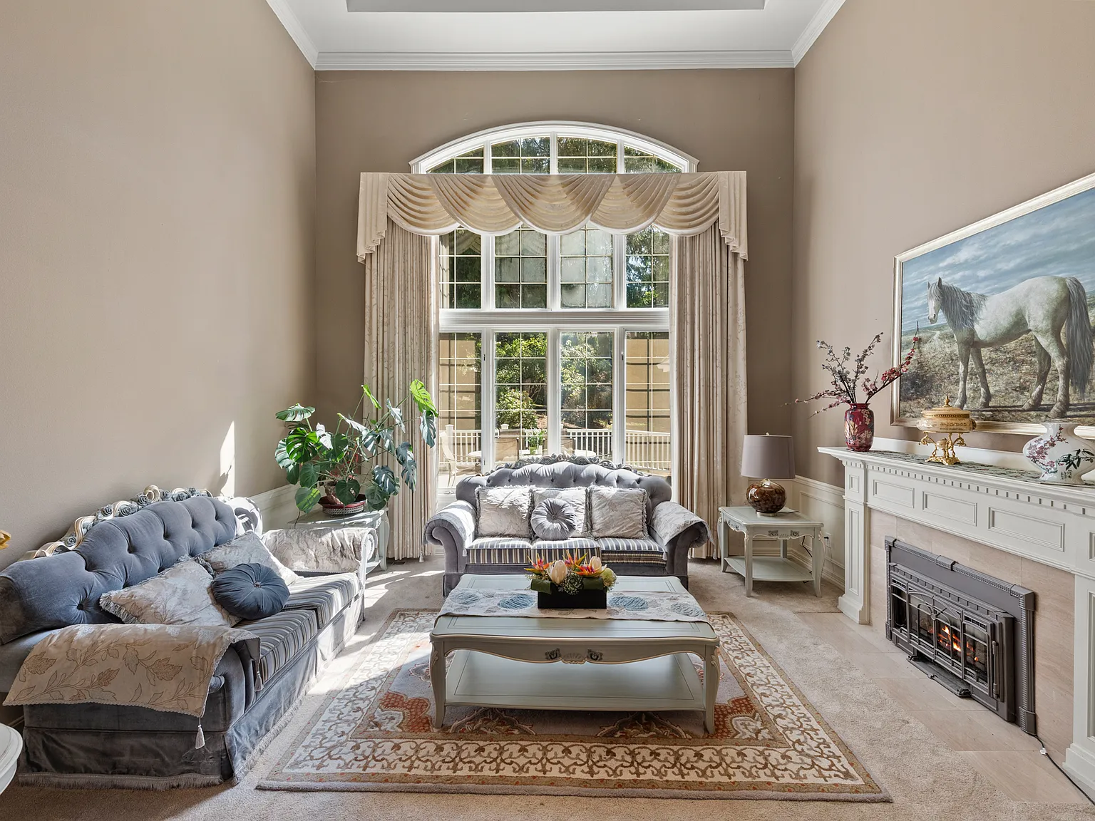 5 bed, 5009 sqft, $6,500 — Photo 4