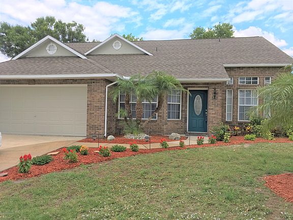 2nd image of 130 Palm Cir