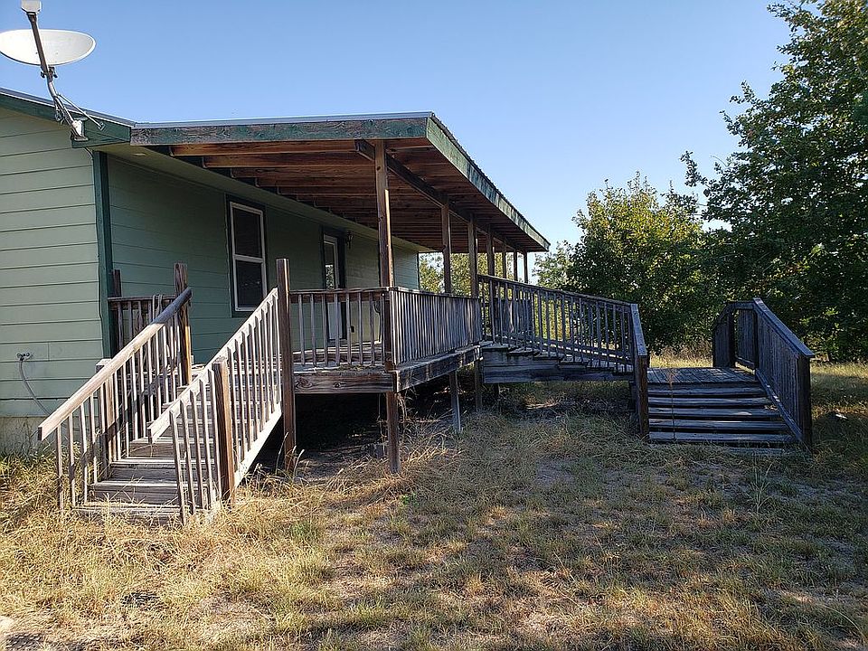 1st image of 426 Cardinal Dr