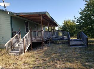426 Cardinal Dr, Paige, TX 78659