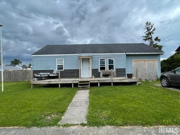 709 W High St, Portland, IN 47371