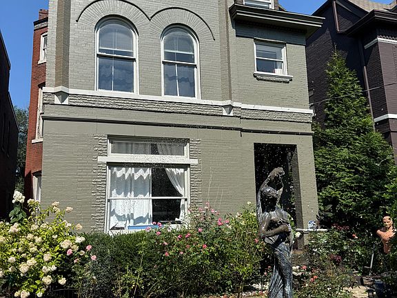 3rd image of 1440 S 1st St