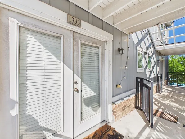 1725 Harvey Mitchell Pkwy S APT 1333, College Station, TX 77840