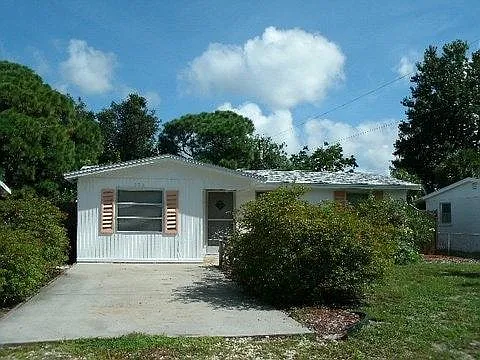 2 bed, 913 sqft, $3,000 — Photo 1