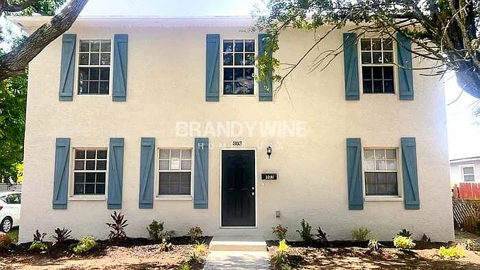 803 E Baker St — Photo 2