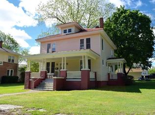 125 Guy Ave, Crewe, VA 23930