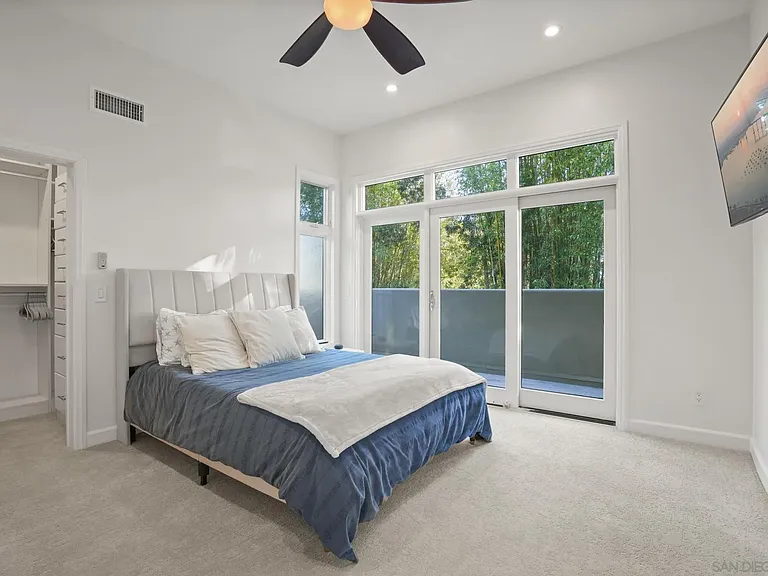 13601 Nogales Dr — Photo 15