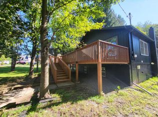 1234 Woodhill Ln, Lake Ariel, PA 18436