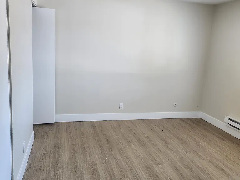 647 Dutton Ave #2 — Photo 4