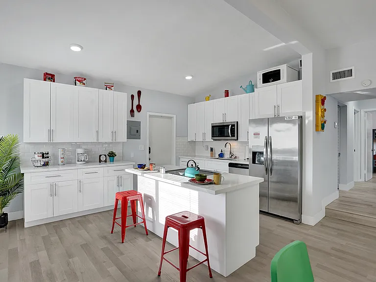 3391 SW 21st St — Photo 11
