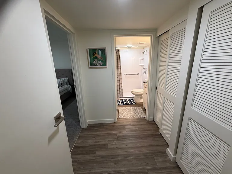 Sycamore Place Apartments — Photo 41