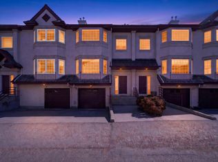 1237 Carter Crest Rd NW #6, Edmonton, AB T6R2R2