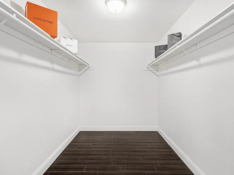 36045 Haley St — Photo 17