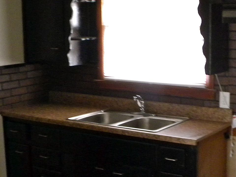 2nd image of 4619 NW Lindy Ave