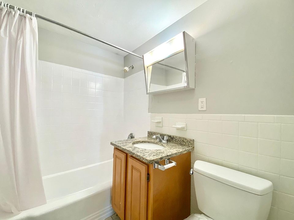 1st image of 230A Babcock St #4F