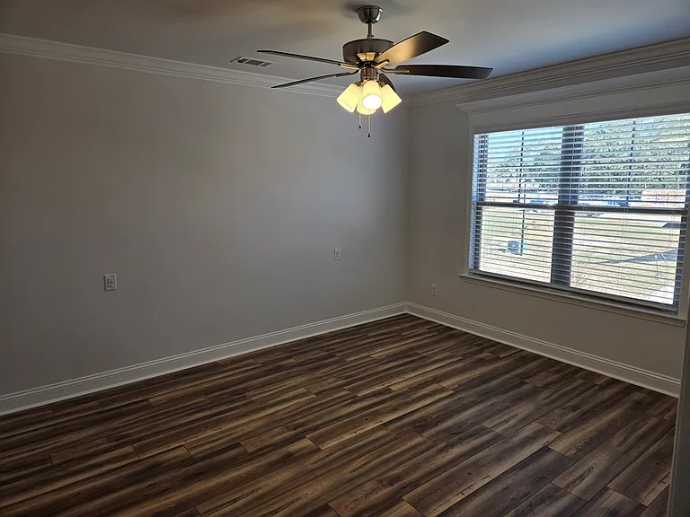 5373 Hamilton Green Cir — Photo 17