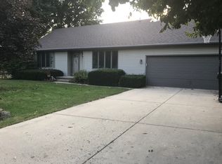 1443 Jasper Cir, Sun Prairie, WI 53590