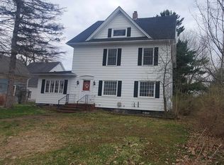 40 Northern Ave, Newport, VT 05855