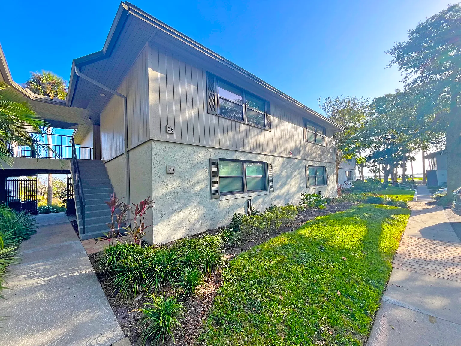 2 bed, 1138 sqft, $1,800 — Photo 3