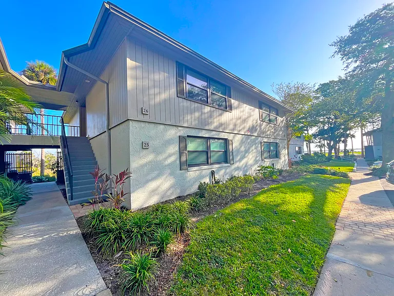 26 Andalusia Ct — Photo 3