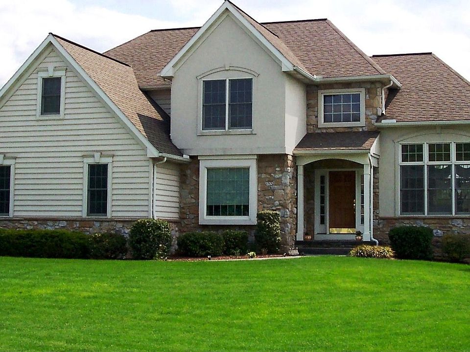 Beautiful Custom Home In Manheim Township