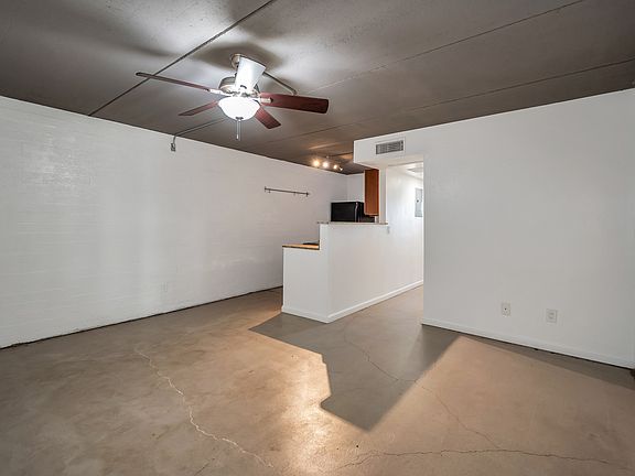 2nd image of 183 E Don Carlos Ave #206