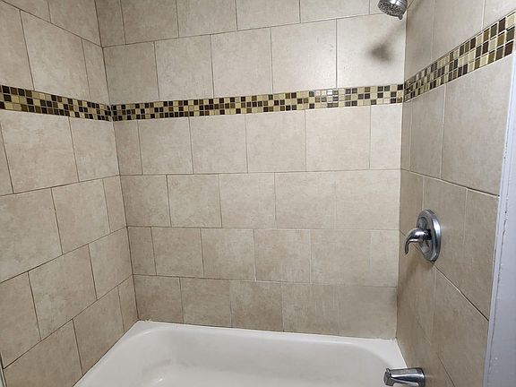 3rd image of 144 Greenwood St #2