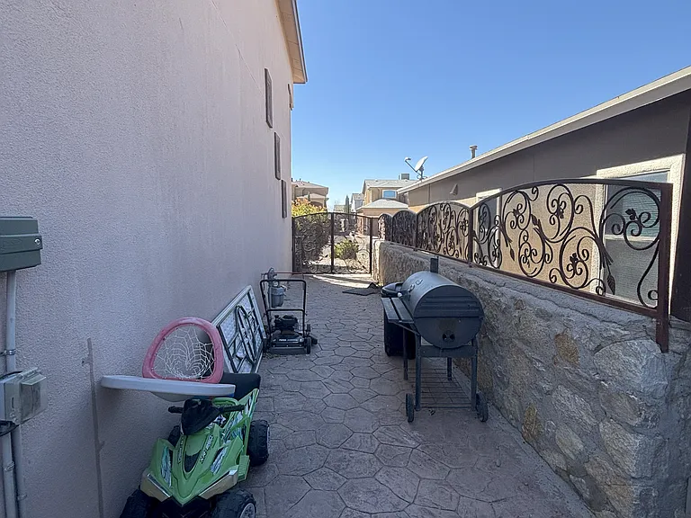 2236 Honey Dew — Photo 28