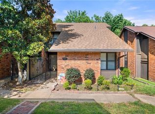 927 Retreat St E, Pineville, LA 71360