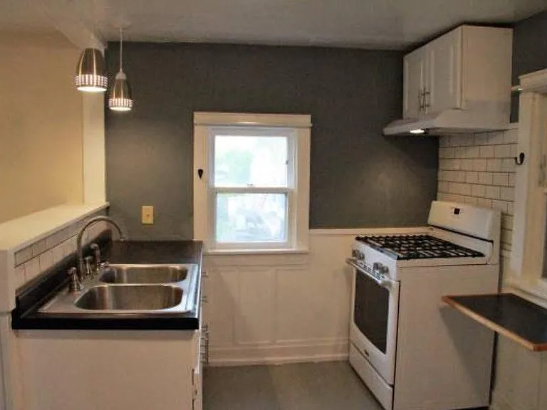 2717 E Johnson St #HOUSE — Photo 8