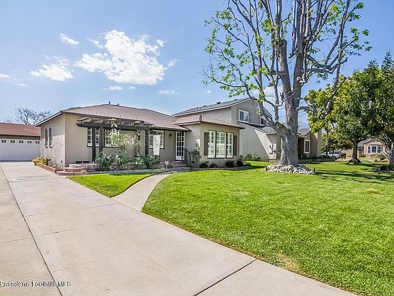 2nd image of 2209 Fairgreen Ave