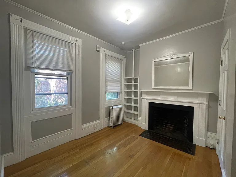 2 Champney Pl #3 — Photo 4
