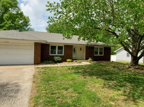 1329 S Oakland, Bolivar, MO 65613