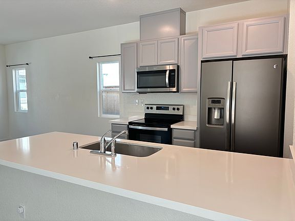 5th image of 5384 Cumberland Dr