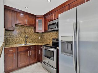 6200 W Flagler St APT 301, Miami, FL 33144