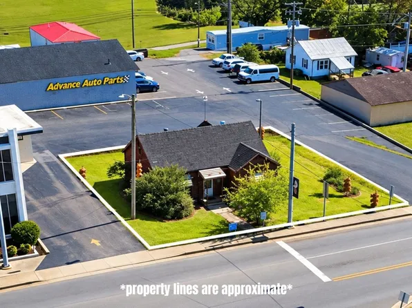 101 Upper Ferry Rd, Carthage, TN 37030