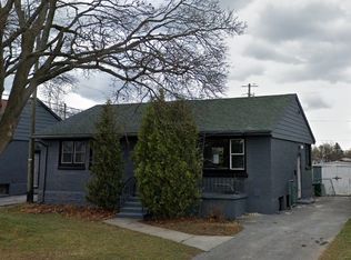 30 Ruskin St #2, Kingston, ON K7K2N3