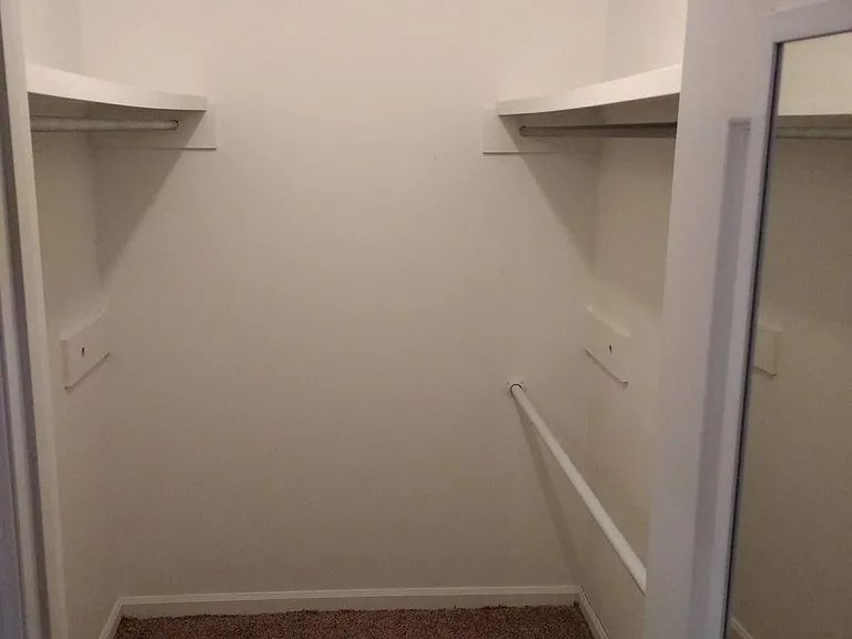 416 Floyd Cir — Photo 13