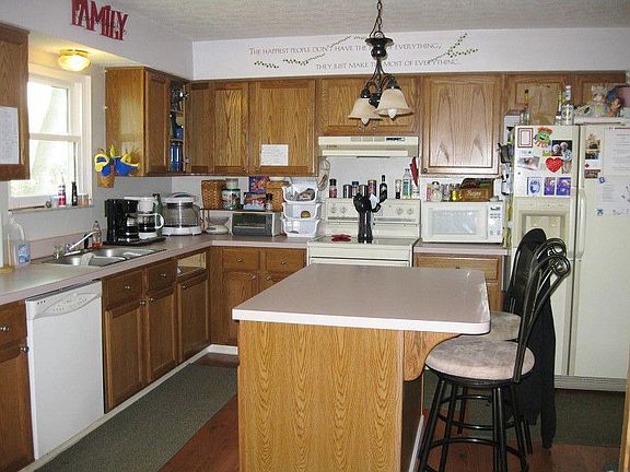 4th image of 8800 Firstgate Dr