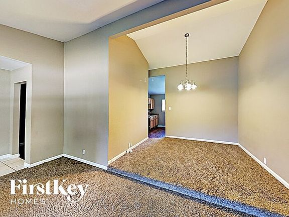 4th image of 1375 Saint Anthony Ln