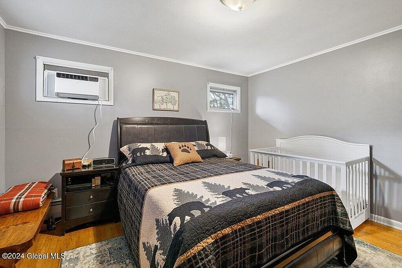 5th image of 86 Cordell Road
