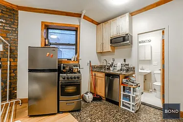 Rented by Bond New York