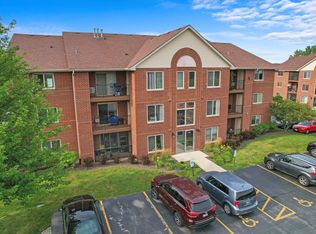 6975 Heritage Cir #2-1C, Orland Park, IL 60462