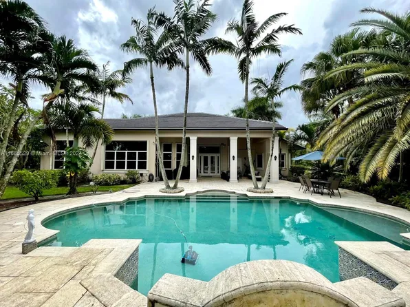 3908 SW 137th Ave, Davie, FL 33330
