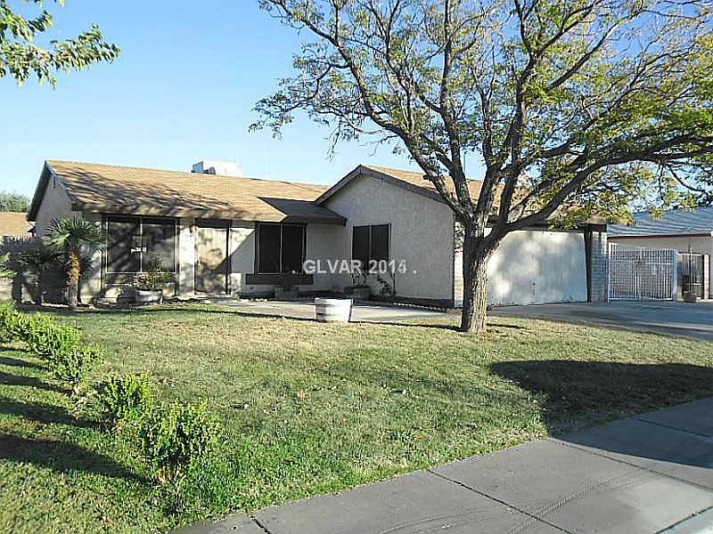 1st image of 329 Greenfield Ln