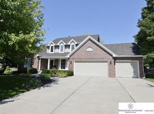 614 N 163rd St, Omaha, NE 68118