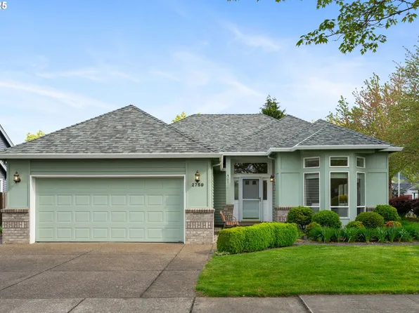 2759 N Holiday Ln, Newberg, OR 97132