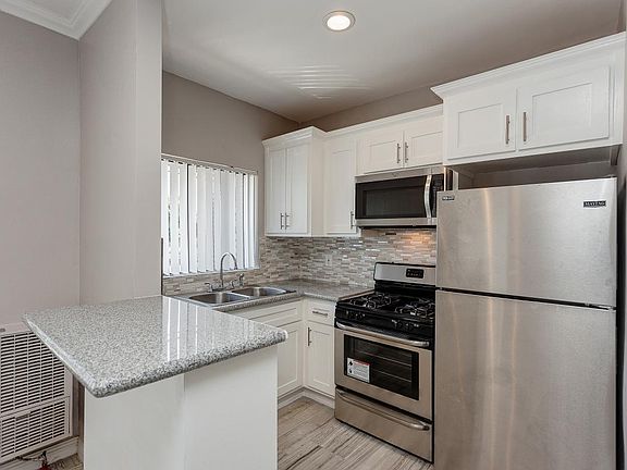 3rd image of 772 S Boyle Ave APT 103