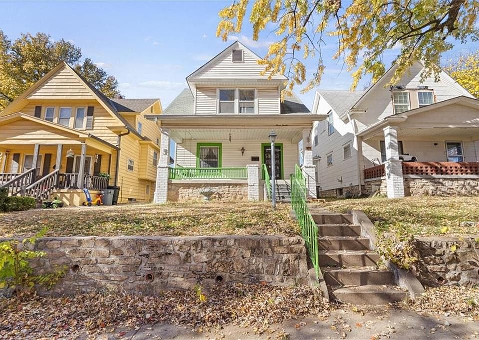 1st image of 320 N 14th St